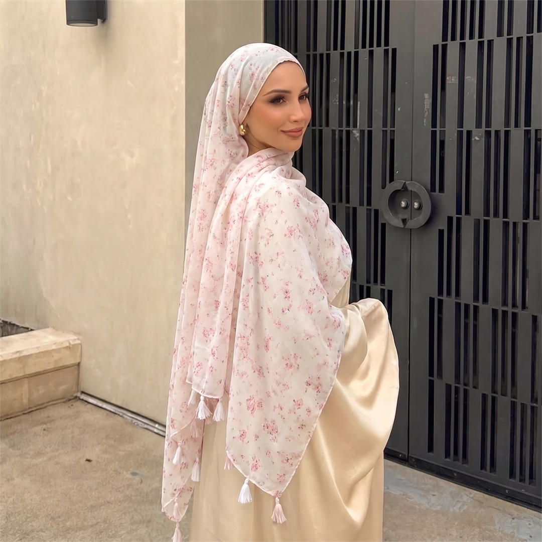 Modischer Damen-Hijab mit Quas – Women Fashion Images Bewertung und Preis