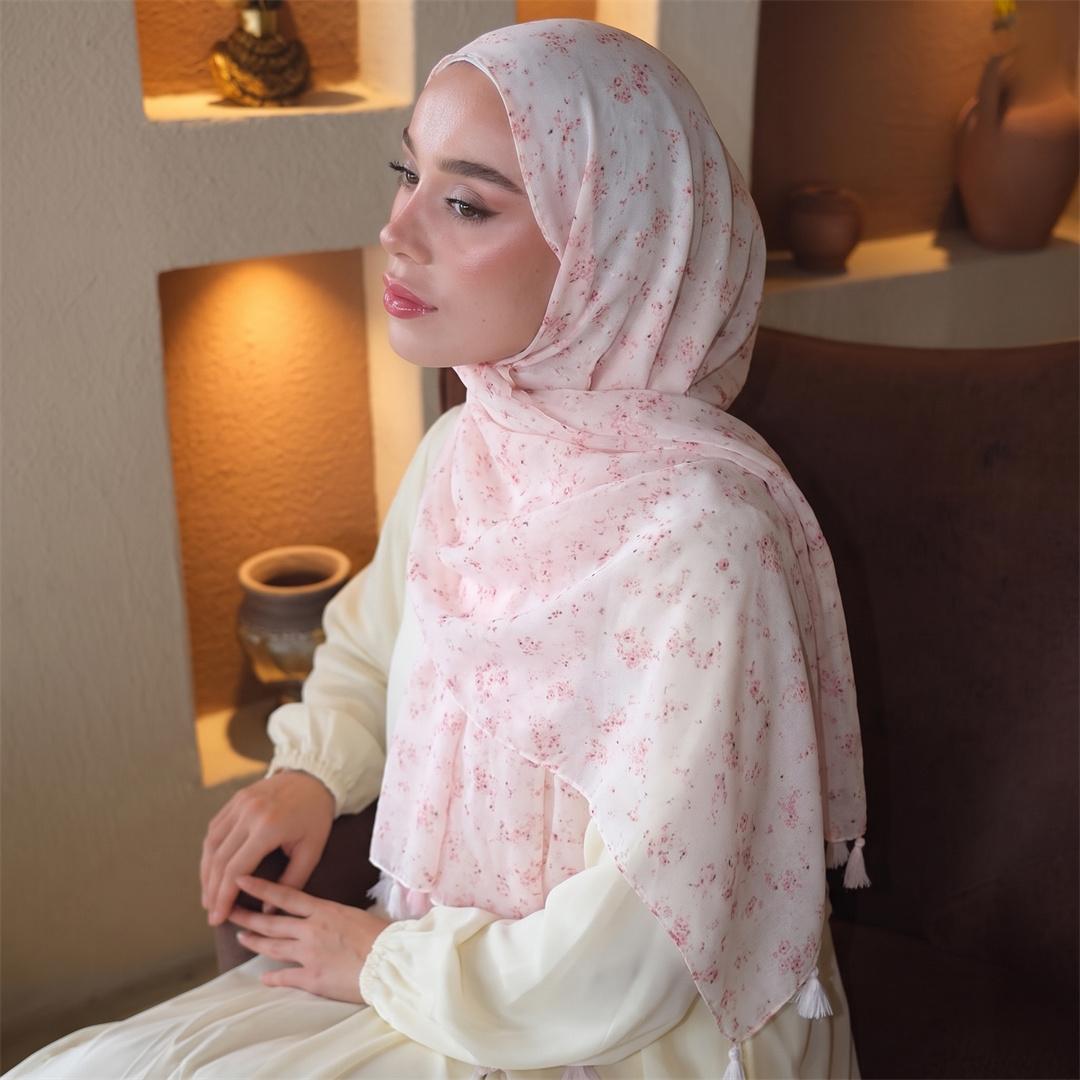 Modischer Damen-Hijab mit Quas – Women Fashion Images Bewertung und Preis